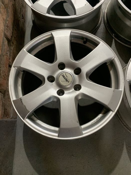 Легкосплавні диски 5х130 R18 на Audi Q7, VW Toureg