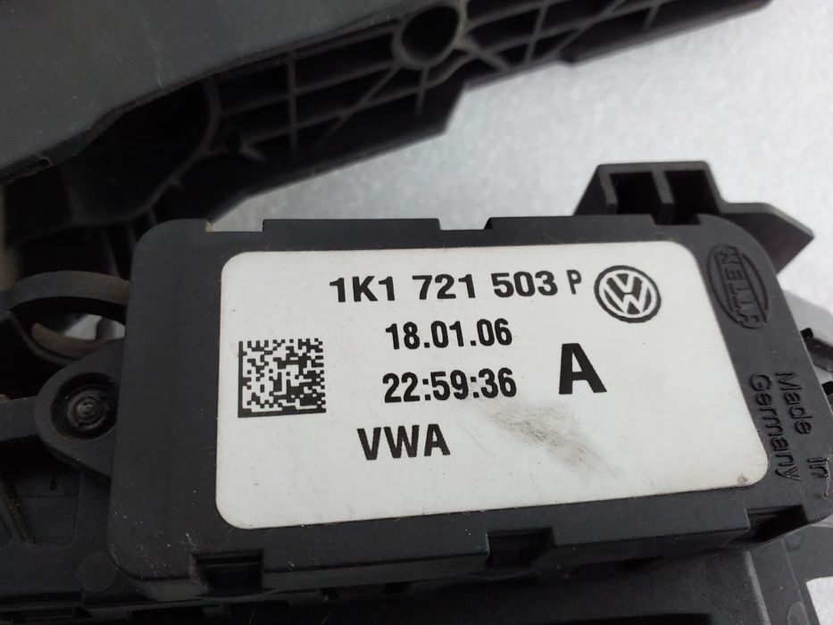 Pedal do acelerador VOLKSWAGEN Golf V (1K1)