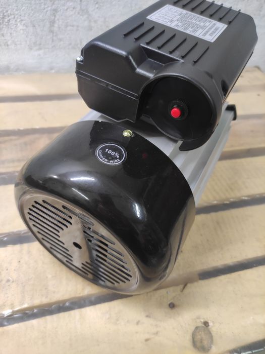 Электрический двигатель 3 кВт 2800об. 230В (медный)