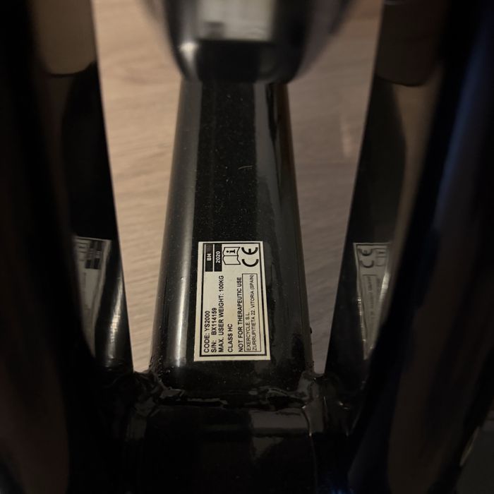 Bicicleta estatica BH S2000 nova, com LCD