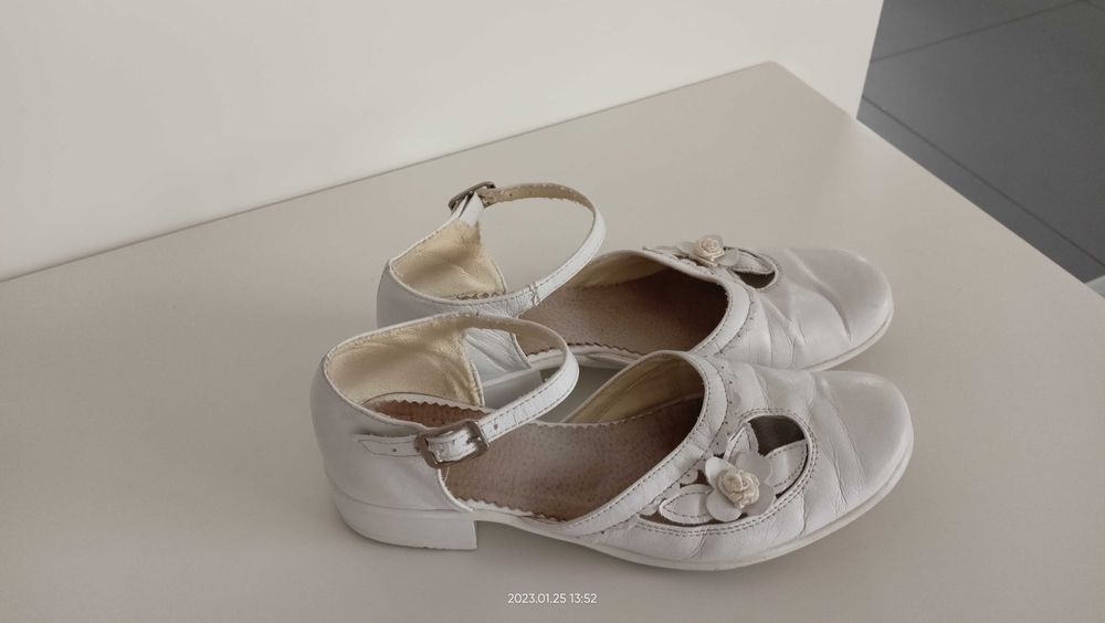 Buty balerinki białe do poczatek roku szkoła komunia 36 gratis 1złwys