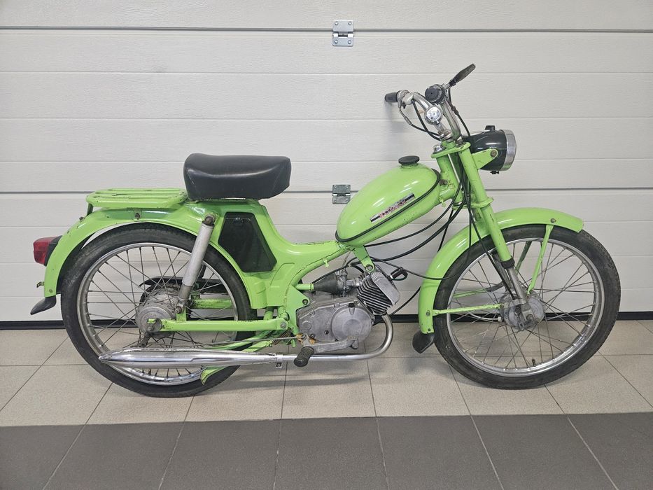 Komar 2352, super stan, oryginał.