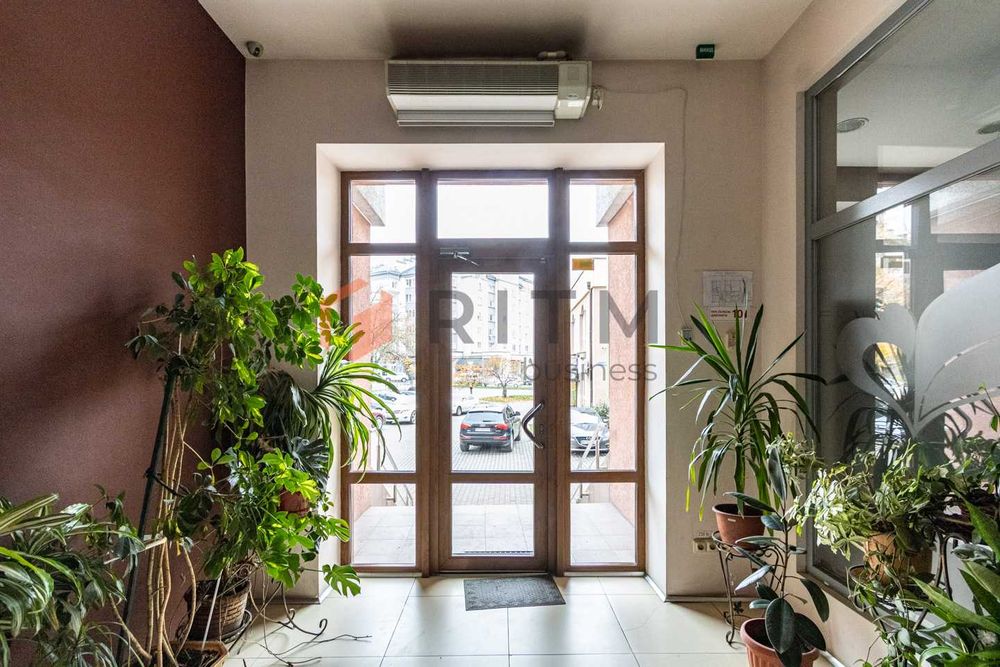 Оренда офісу 90 м2 в самому центрі міста