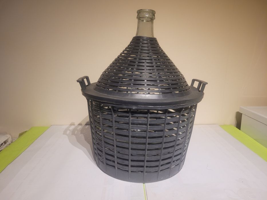 Gąsior balon 20L w koszu do wina, nalewek