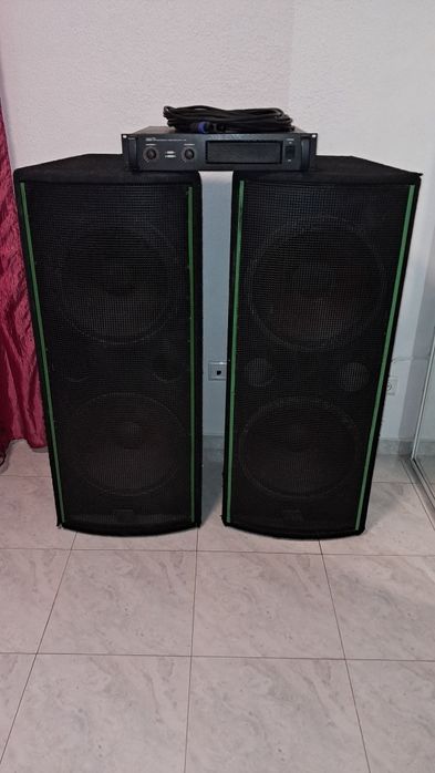 Colunas CVA Fullrange 800W RMS