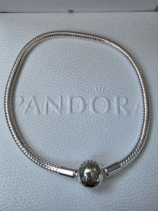 Srebrna bransoletka Pandora Moments 19cm