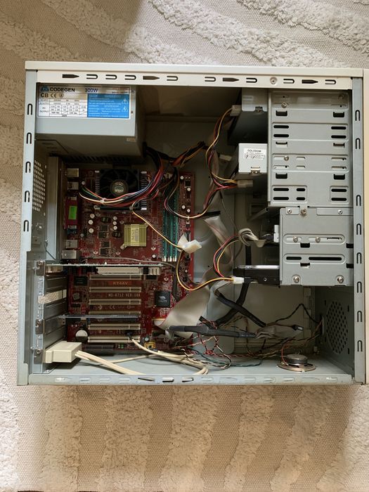 Retro PC.  AMD Athlon 1800+, GeForce FX5500 256MB