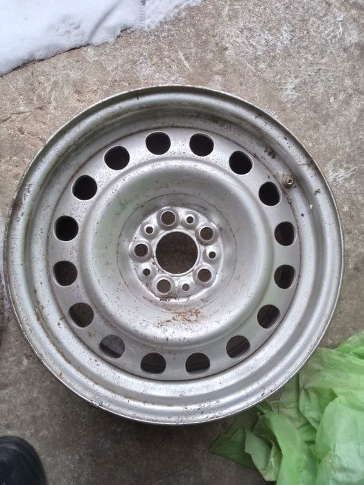 Диск автомобіля металевий 5/98/15   ЄТ 31