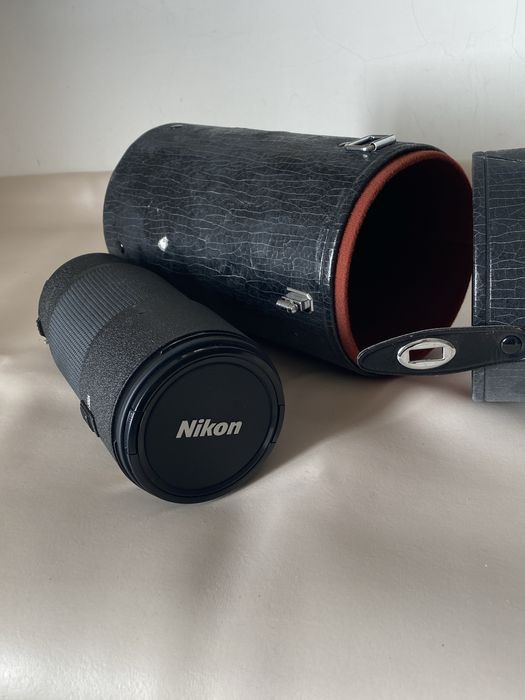 Lente Nikon AF Nikkor 80-200mm f/2.8 D ED com estojo