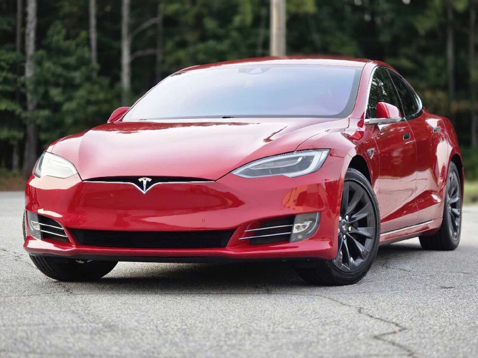 Tesla Model S P100D      2016