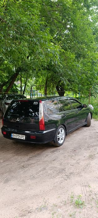 Митсубиси Ланцер 9 2л мех.газ/бенз