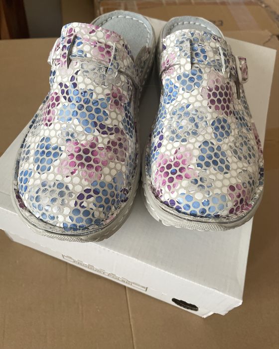 Buty medyczne skórzane