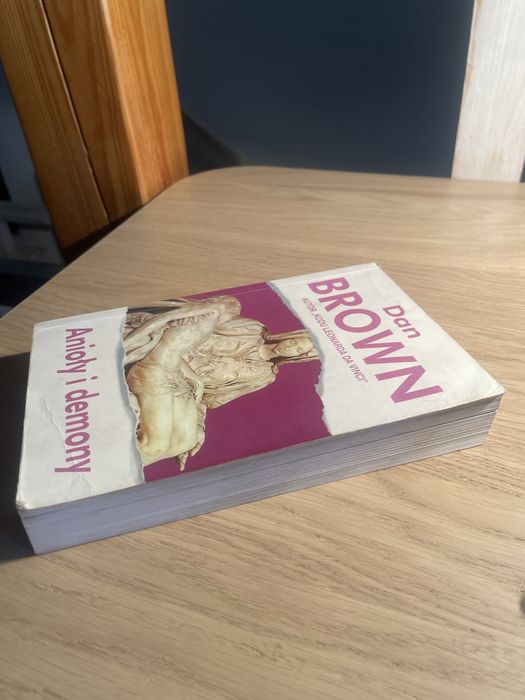Anioły i demony- Dan Brown