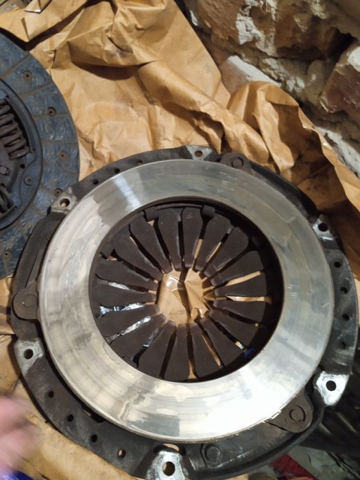 Продам счепленя ,