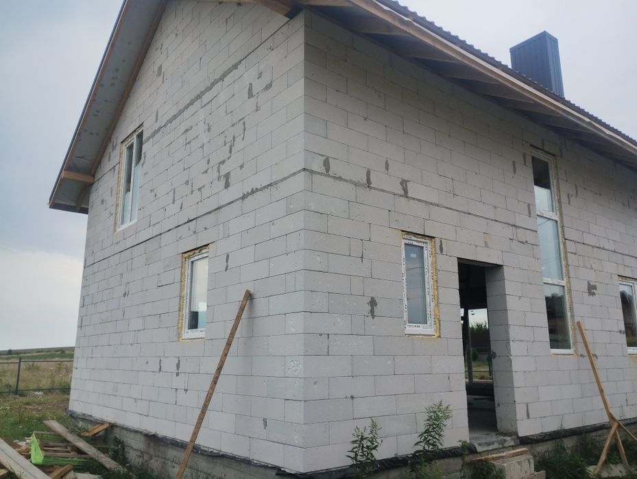 Продаж преміум-будинку біля Львова | Ременів | 3 спальні | 10 соток