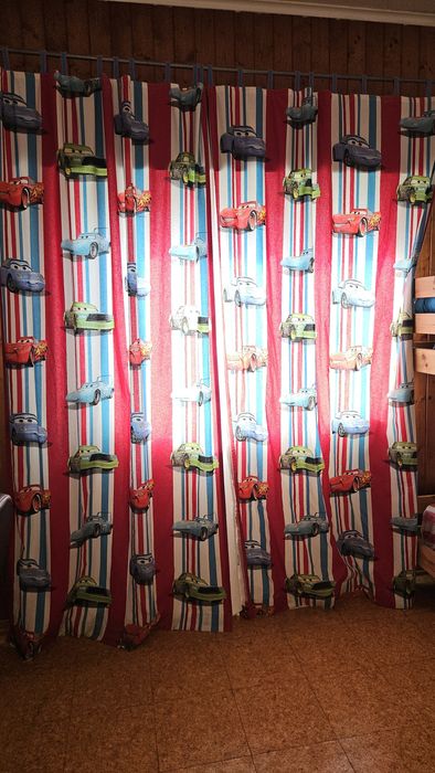Cortinados quarto de criança Faísca Mcqueen