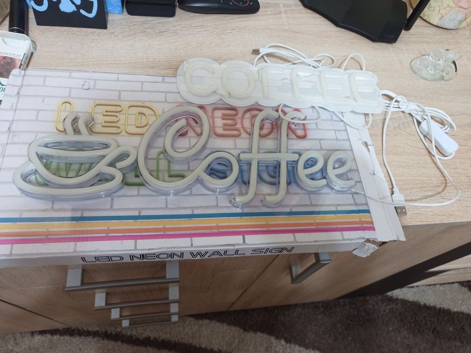 Лед вивіска рекламна  Coffee.