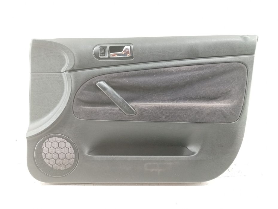 Quartela de porta frente direita - VOLKSWAGEN PASSAT (3B2) | 96 - 01