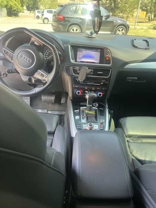 Продам  Ауди Q5 2014 года