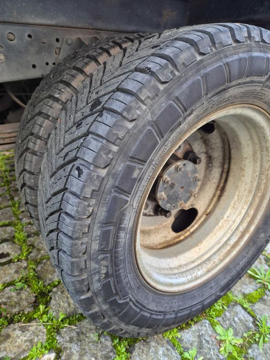 Toyota Dyna Cabine Dupla