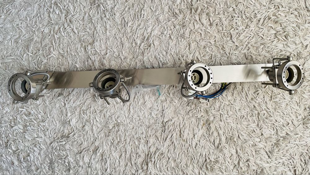 Lampa sufitowa listwa reflektorki GU1038A-4B