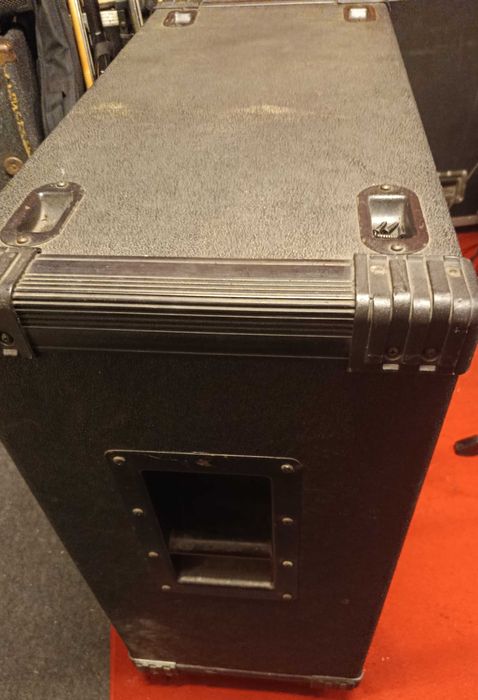Coluna (cabinet) de guitarra 4x12 - Crate GS-412R