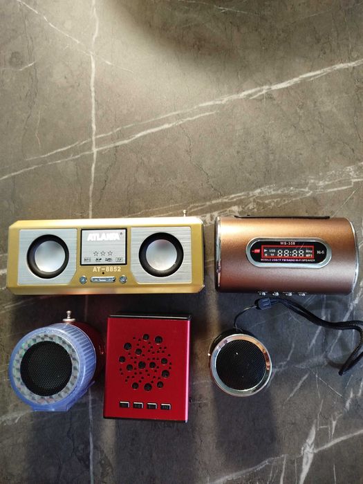 Аудіотехніка, плеєр, приймач.