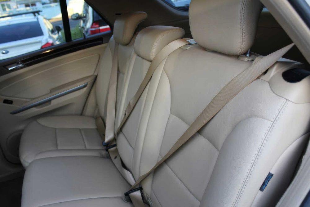 Mercedes-Benz M-Class Ml 350 4Matic      2011