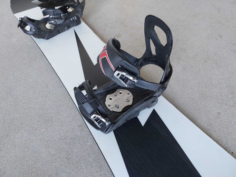 Deska snowboardowa Burton Custom 154 CM