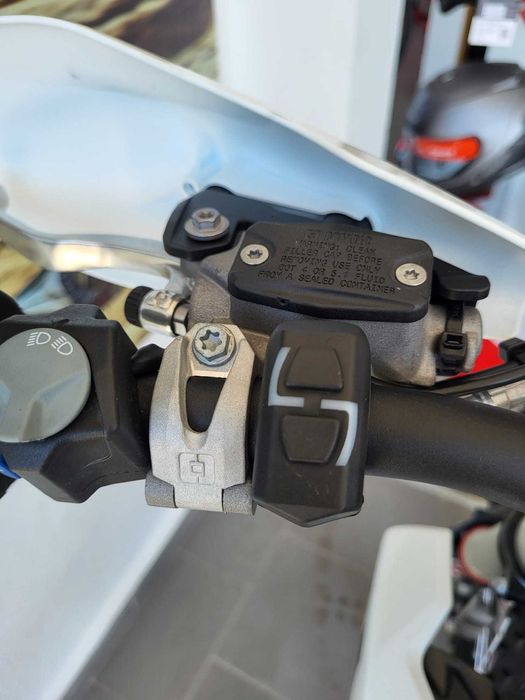 Husqvarna TE300 Nova