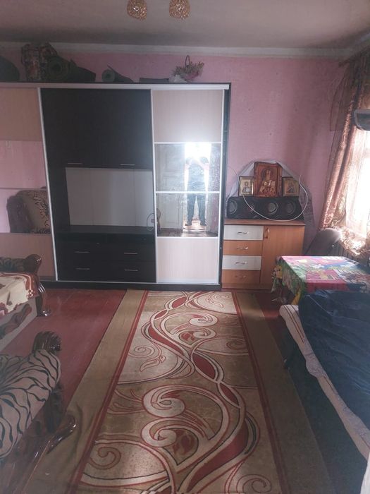 Четверта частина будинку  в місці.Коростень