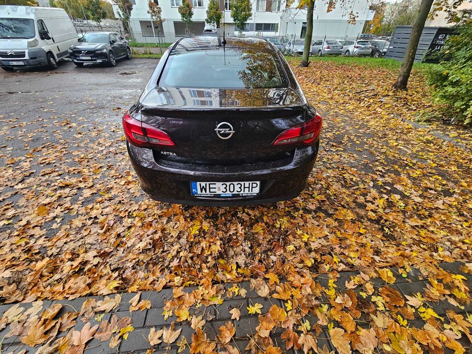 Opel Astra 2014r