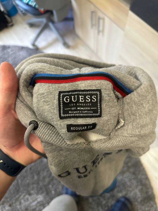 Чоловіче худі Guess