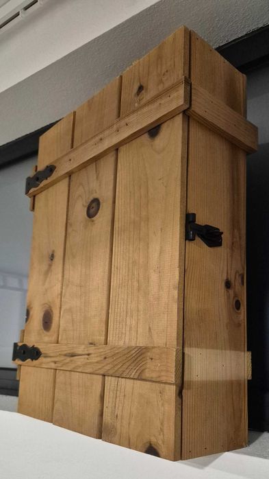 Caixa madeira exelente estado