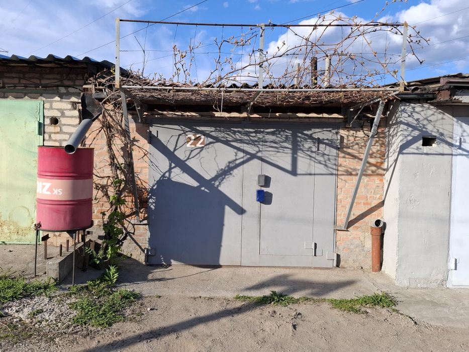 Продам Гараж ( Попова) Кооператив Гаражний