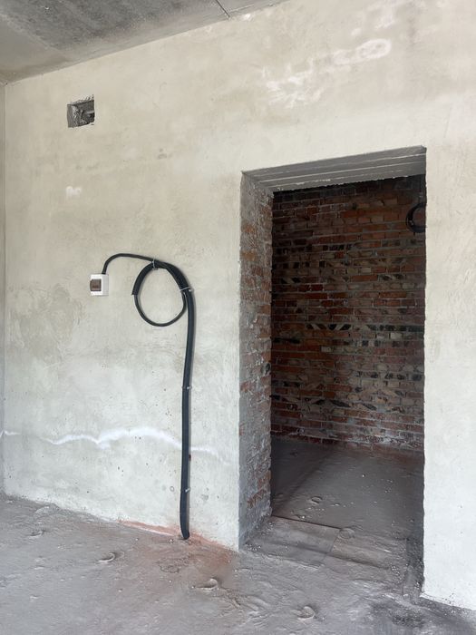 Продаж комерційного приміщення 128,95 кв.м у м. Пустомити