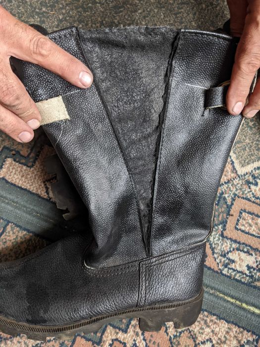 Спецвзуття для будівельних, монтажних робіт, спецодяг