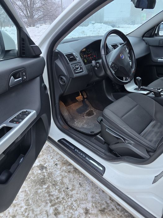 Volvo V50 2.0 D3 автомат Aisin 2012