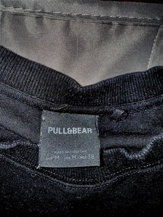 Кофта / чорна Pull & Bear чорна М