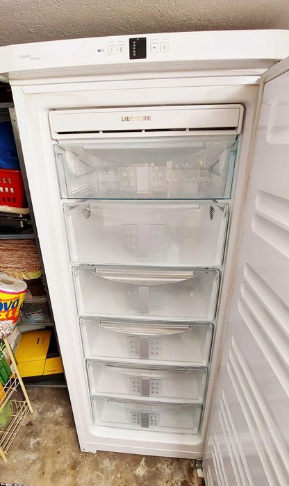 Arca congeladora vertical Liebherr GN 2323 Comfort NoFrost A+