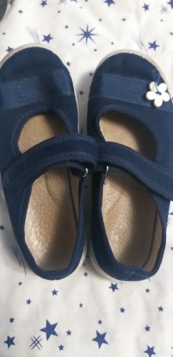 Дитячі тапочки у садочок
