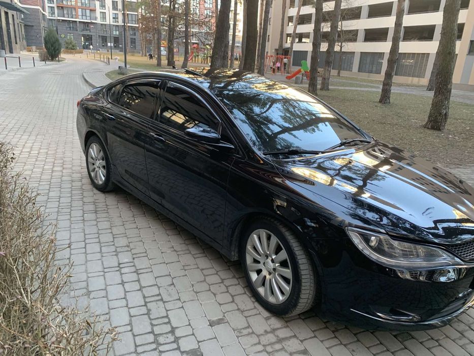 Продам Chrysler 200S