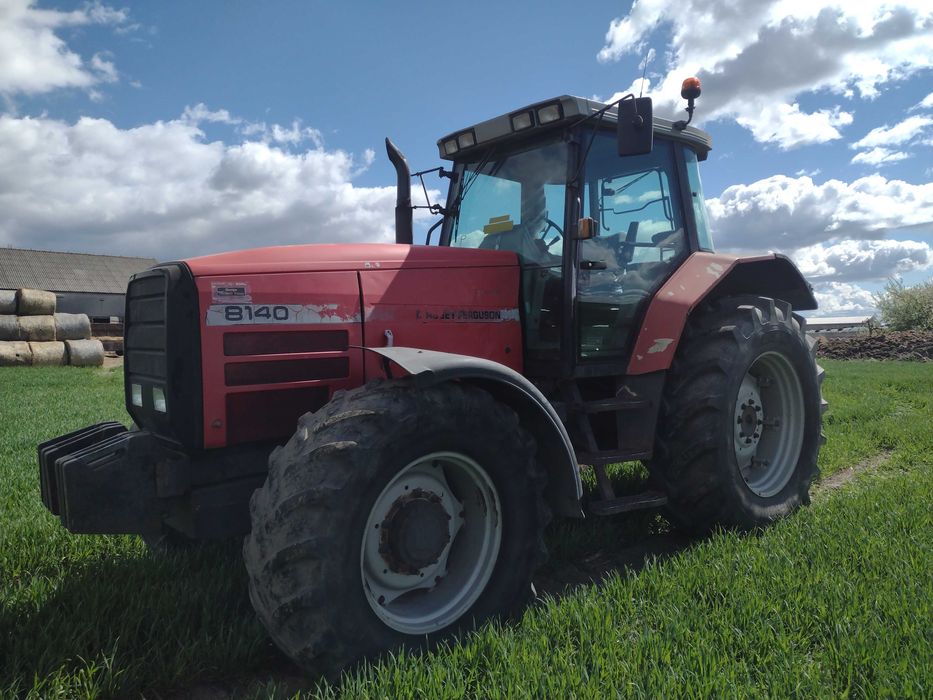 Massey Ferguson 8140