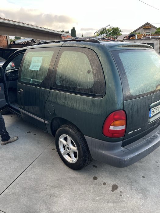Chrysler Voayger SE 2.5 td