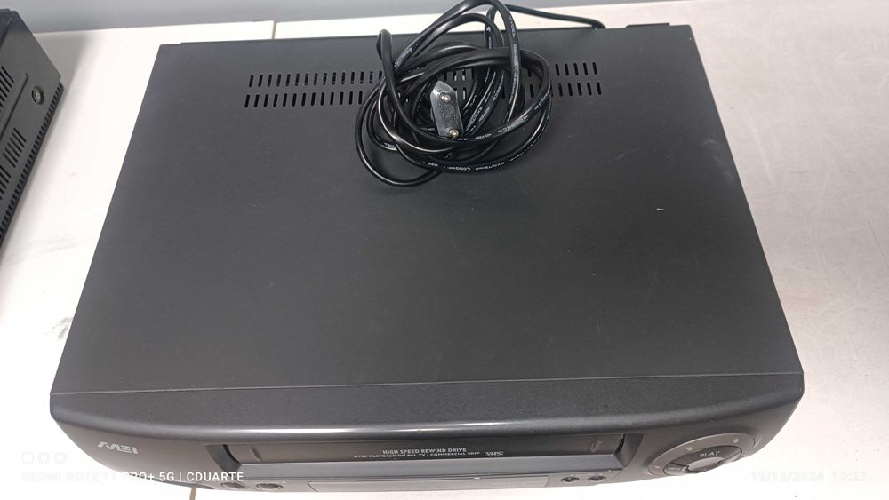 Leitor VHS MEI - VCR 202 R
