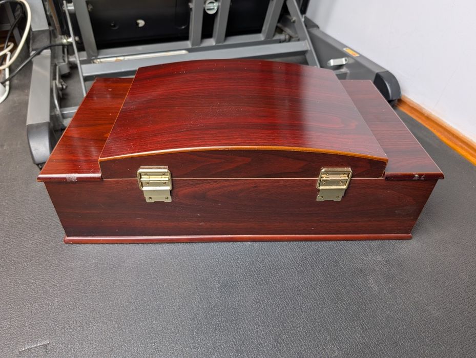 Велика деревяна шкатулка  коробка для зберігання