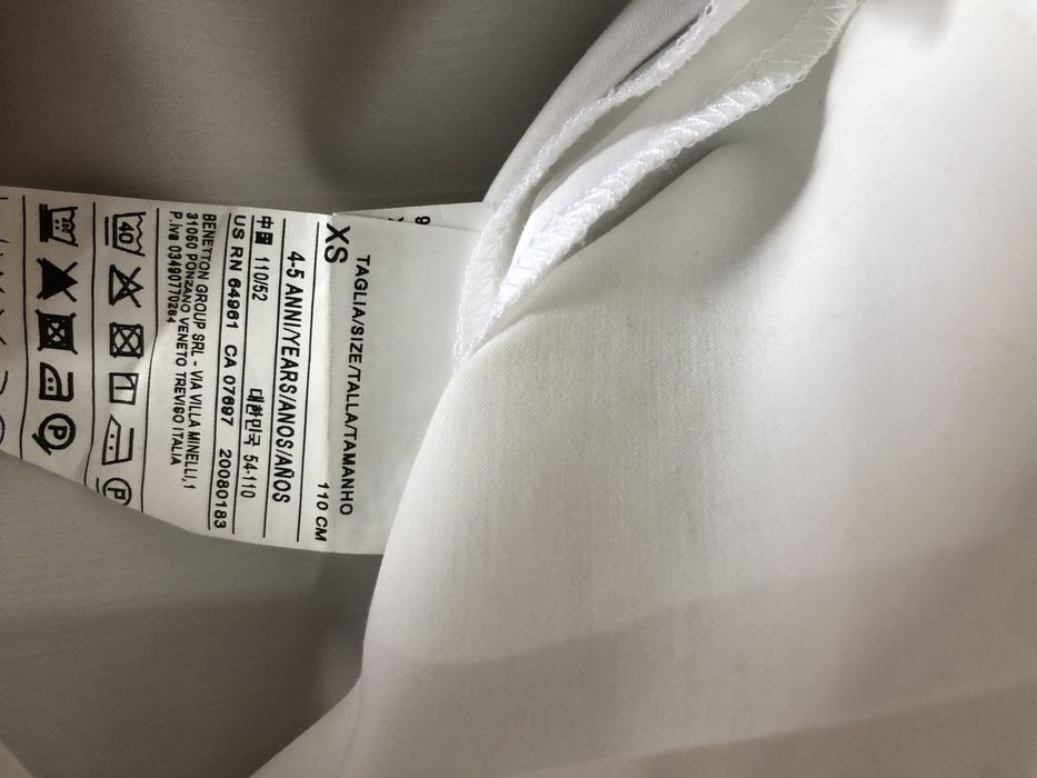 Blusa Benetton de meniba de verão