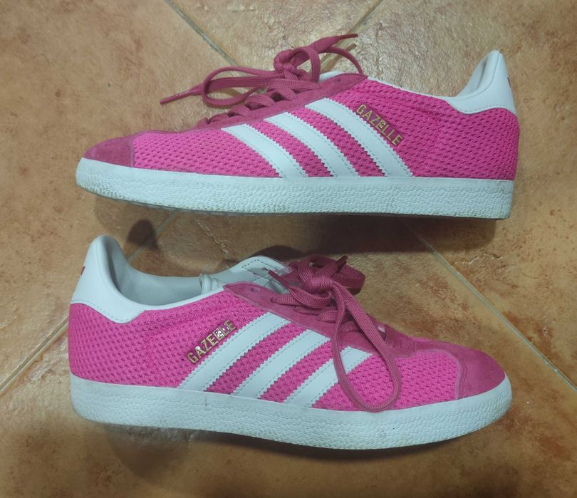 Sapatilhas Adidas Gazelle (Tamanho 37 1/3)