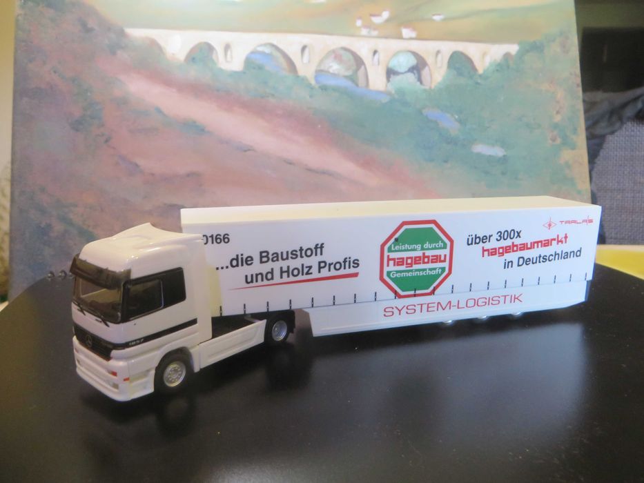 Camião coleção escala 1/87 - NOVO - Magnífico!