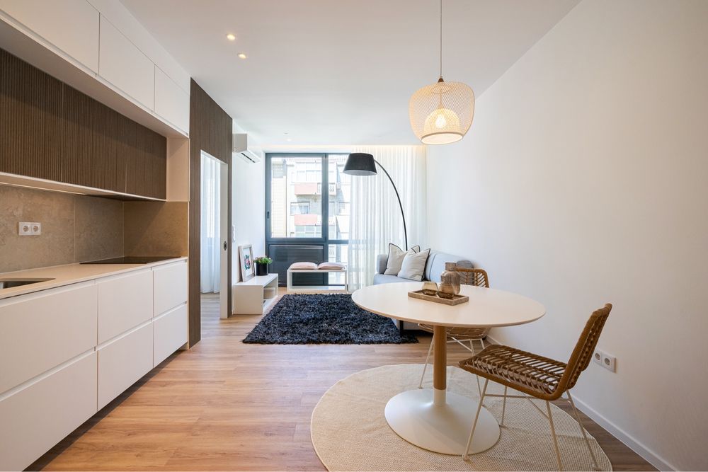 Arrenda-se T1 Avenida Almirante Reis, Lisboa, com garagem
